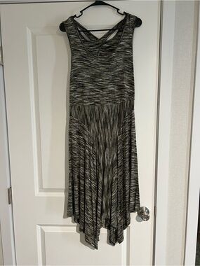 Sleeveless Strappy Hemline Dress in Olive Gray